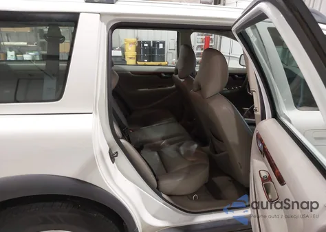 2005 Volvo Xc70 2.5T Awd z USA, uszkodzony, nr VIN YV1SZ592351174673